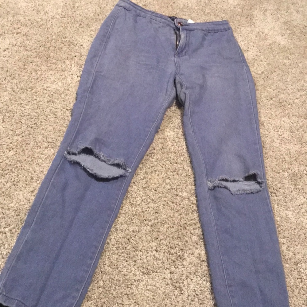 Ripped jeans - Picture 2 of 5